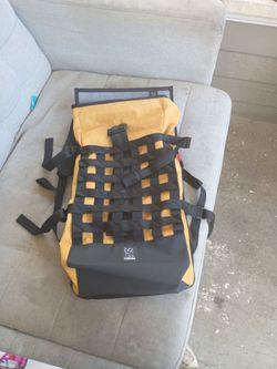 Chrome Industries Roll-Top Backpack 22 liter
