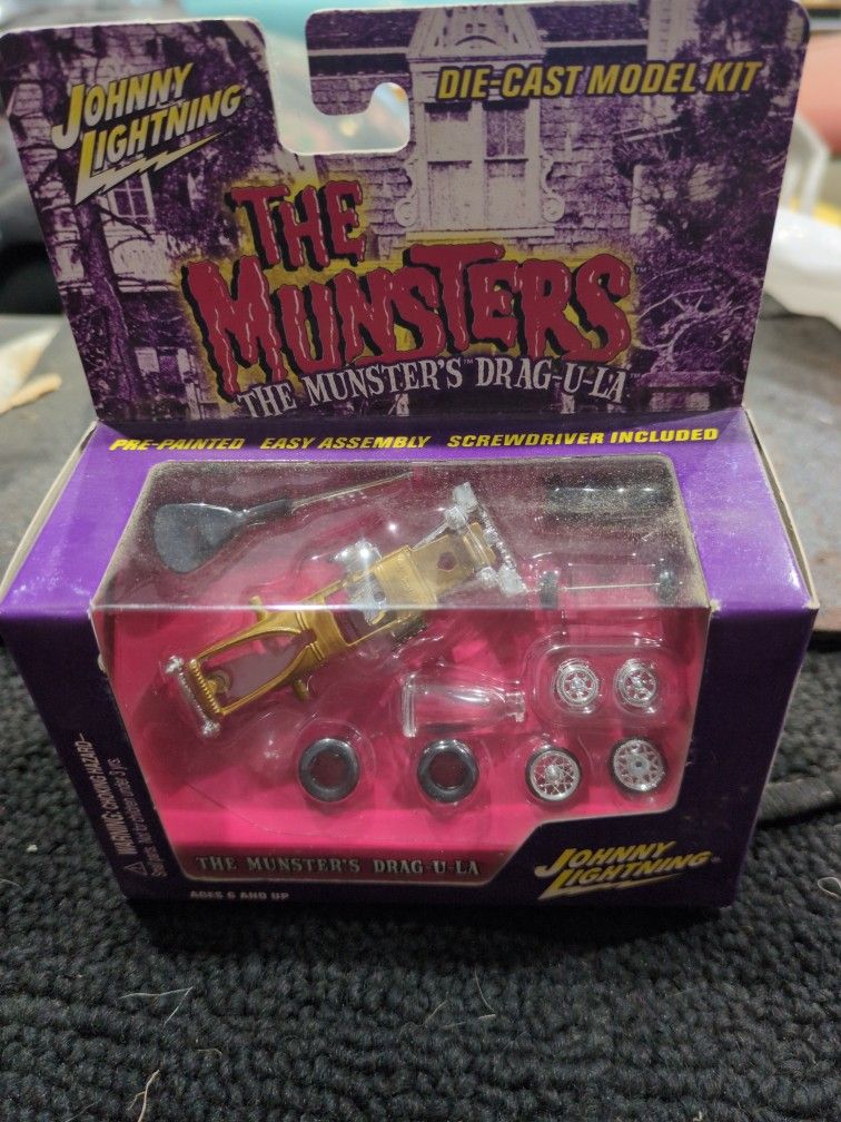 Johnny Lightning Die Cast Model Kit