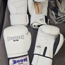 14oz BOON Real Leather Muay Thai Boxing Gloves