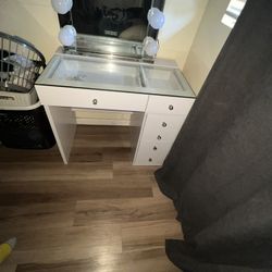 Vanity Mirror 