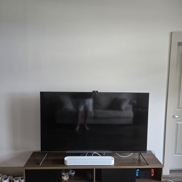Amazon Fire TV 65 Inch Omni QLED Smart TV