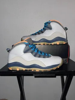 Size 7 retro bobcat Nike air Jordan's
