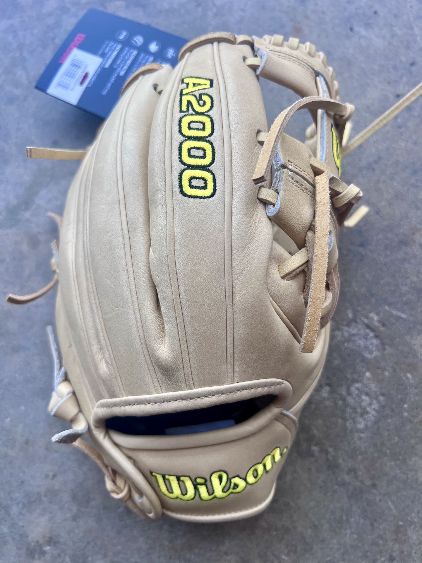 Wilson A2000 DP15 - RHT- New