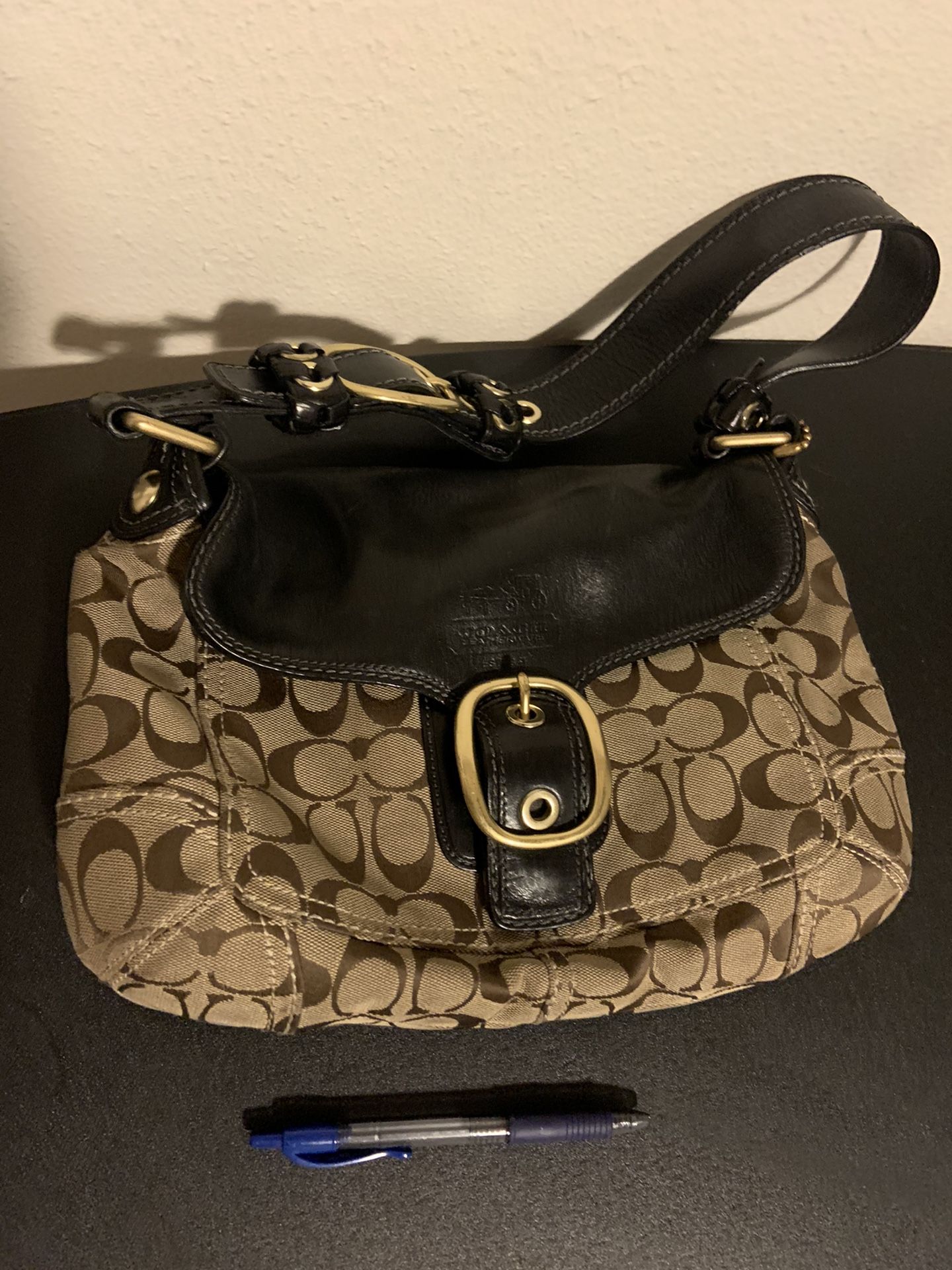 Coach hand bag