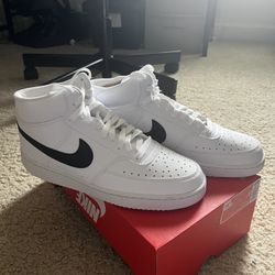 Nike Court Vision Mid NN (size 8.5 Men’s)