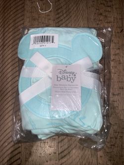 Disney Mickey and Minnie Mouse Milestone Blanket and Marker