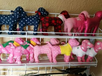 11 Victoria's secret pink collection dogs