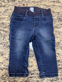 BabyGap size 6-12 months pick up only