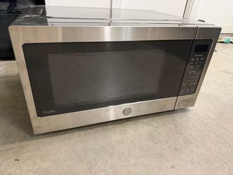 GE Profile 2.2 Cu. Ft. Stainless Steel Microwave – Barely Used