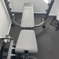 Weight bench