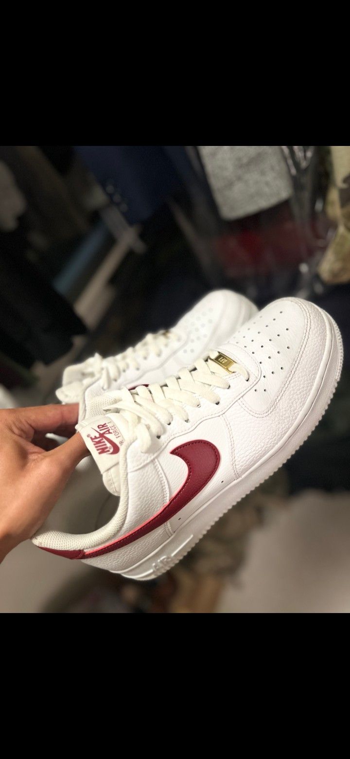 Air Force 1 Low 'White Team Red' 2021
