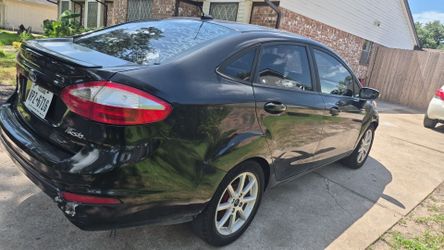 2015 Ford Fiesta