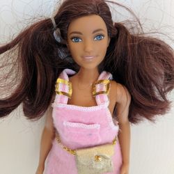 Barbie Curvy Doll 