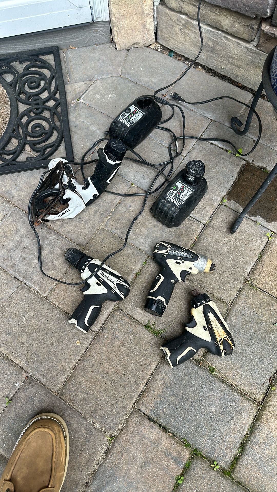 used makita power tools 3 drills 1 saw all work have three batteries and two chargers selling lot for price ahowm
