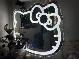 Impressions hello Kitty LED wall mirror