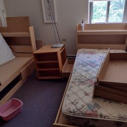 BEDROOM SET, https://offerup.com/redirect/?o=Q0xFQU4uTk8= https://offerup.com/redirect/?o=U1RBSU5TLlJFRVBPRkYuTk8= SMOKING 