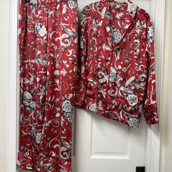 Victoria’s Secret Small Top And Medium Pants 