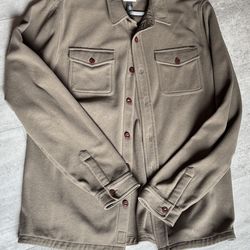 Vuori shirt jacket , size large
