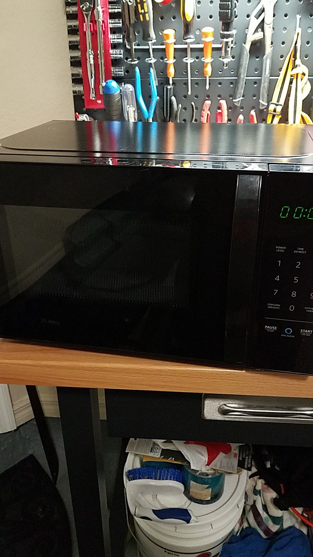 Amazom Alexa enabled microwave