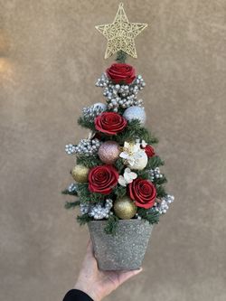 Christmas Tree Arrangement 