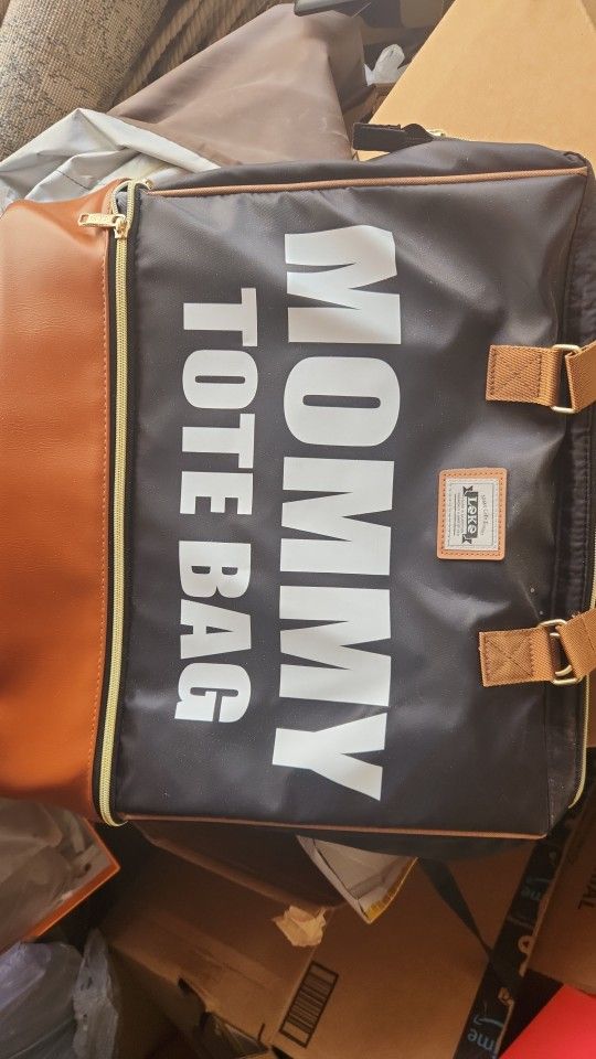 A Mommy Tote Bags