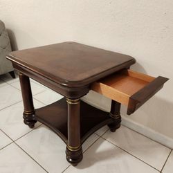 Cherry End Table With Drawer