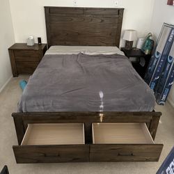 Queen Bedroom Set