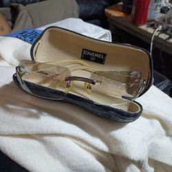 CHANNEL ORIGINAL RIMLESS GLASSES