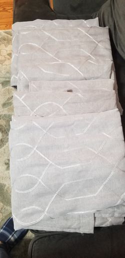 6 piece curtains Gray and silver And white with Brown leaves
