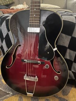 Washburn Hollow Body Electric Guitar