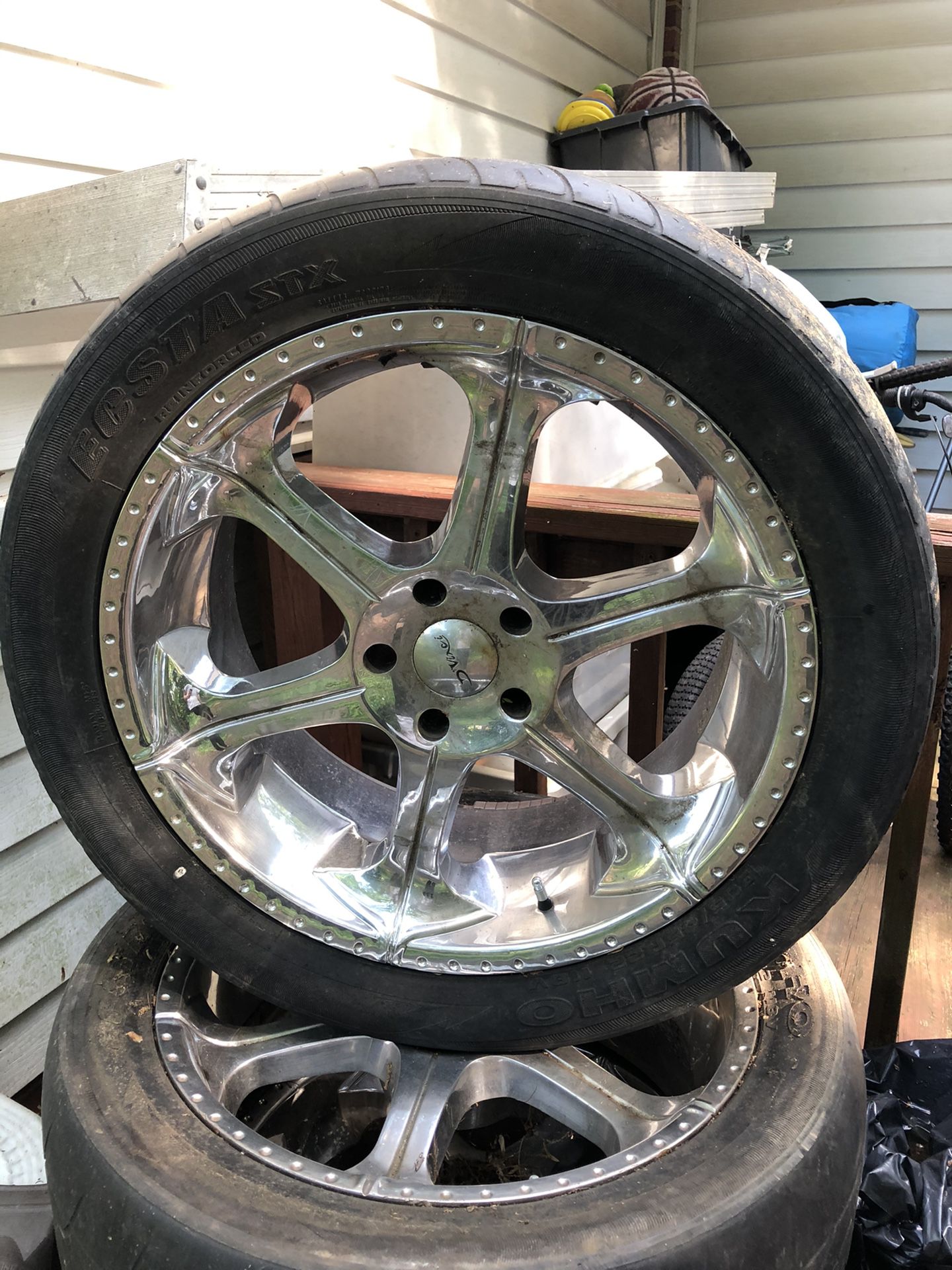3 rims for SUV (22 inch) (RIMS ONLY)
