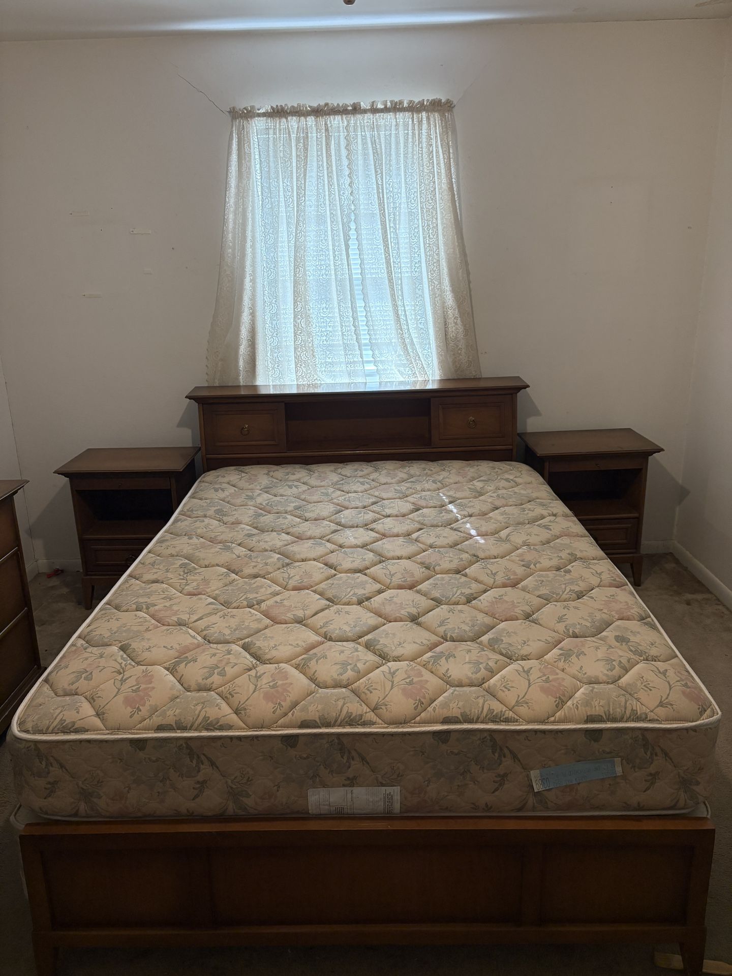 Vintage Broyhill Queen Bedroom Set