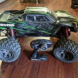 Traxxas X MAXX V2 8s