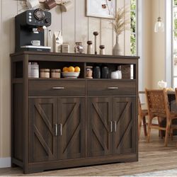 Kitchen storage cabinet
