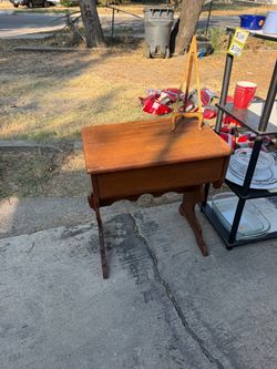 Wooden desk / table
