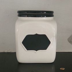 Ceramic Farm House Jar With Chalk Lable