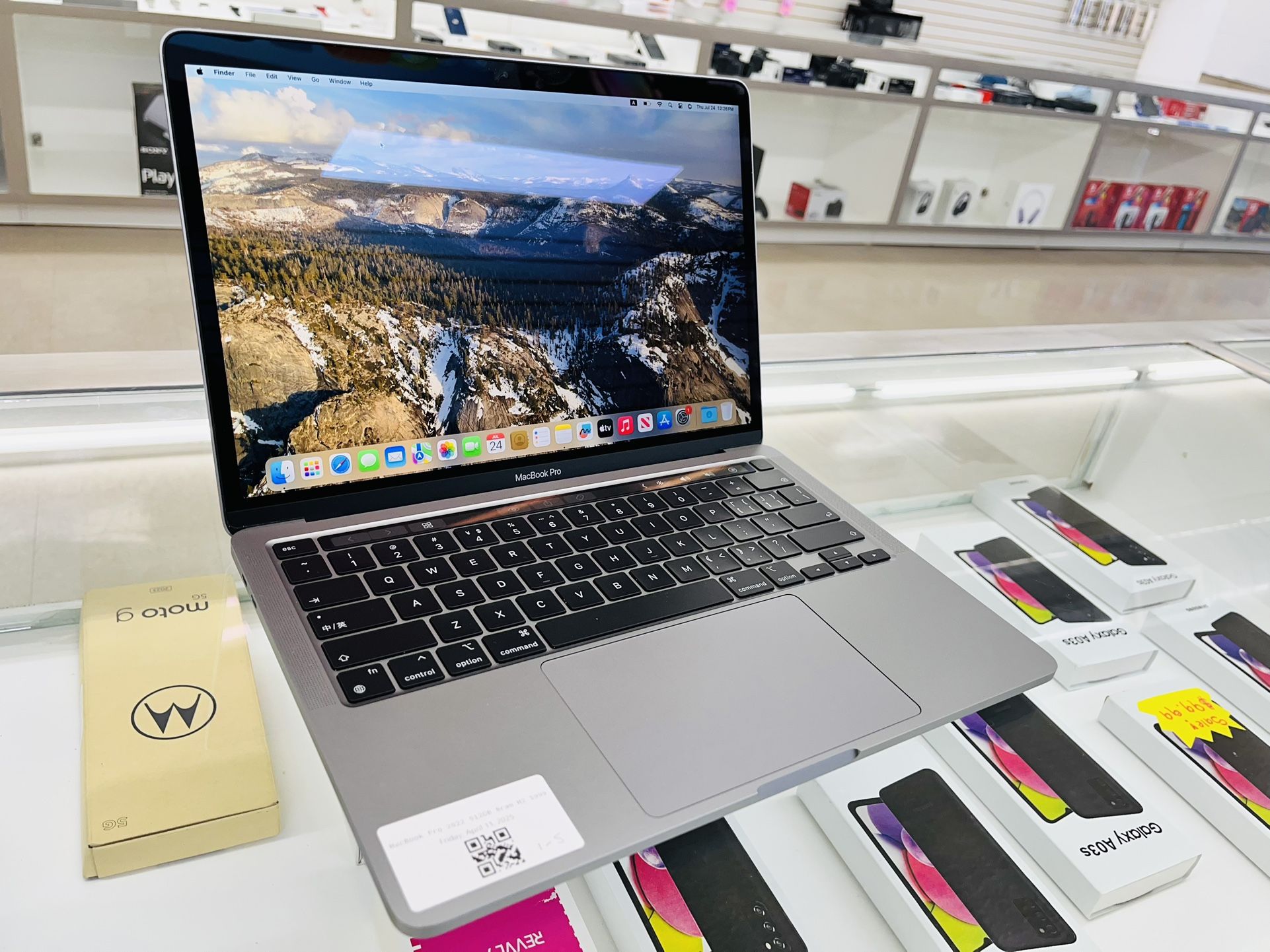 MacBook Pro M2 2022 8GB Ram 512GB Ssd