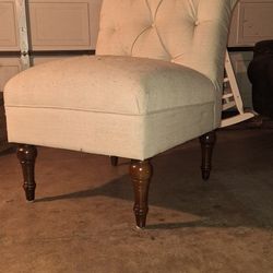 ABBYSON LIVING Alexis Wheat Tufted Slipper Chair