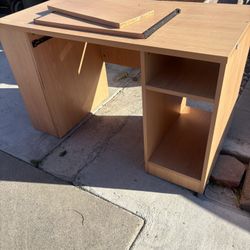 FREE DESK