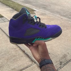 Alternate Grape Jordan 5