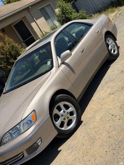 2000 Lexus ES 300