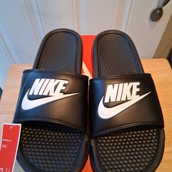 Men's nike slippers size 12 new