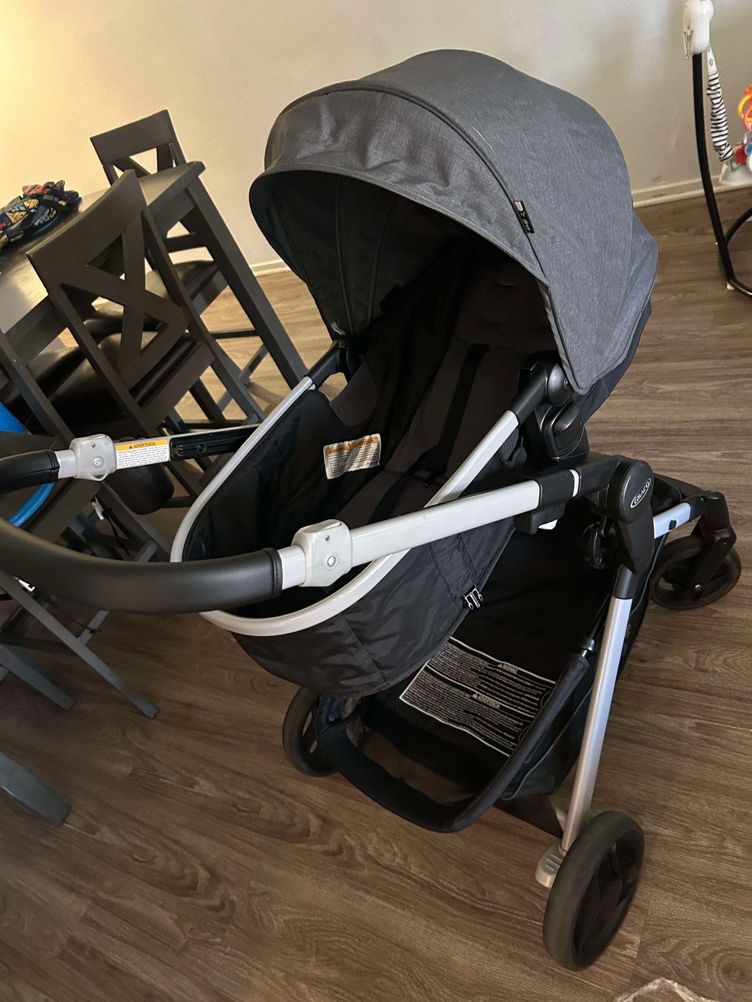 Stroller Also come with carseat and base