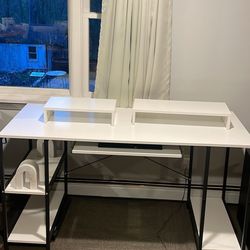 White Desk 
