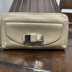 CHLOE Lily Bobbie Beige Leather Zip Around Long Continental Wallet Bow Authentic