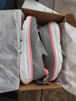 Woman shoes