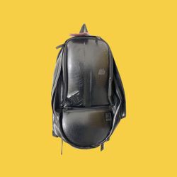 New Burton black backpack ipod