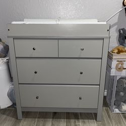 Changing Table With Pet