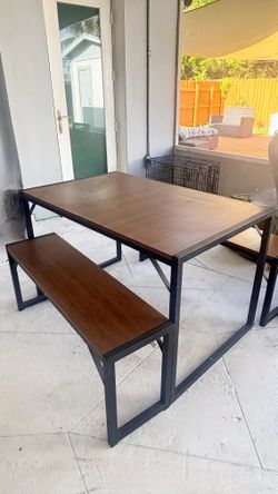 Wooden Table-Black Outline