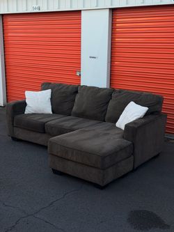 Free Delivery 🚚 - Dark Gray Microfiber Sectional Sofa with Chaise